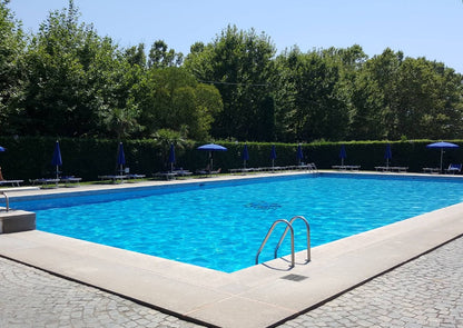 Lakeside Hospitality near Rome